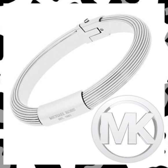 Michael Kors Jewelry - Michael Kors Silver Padlock Magnetic Bangle💙